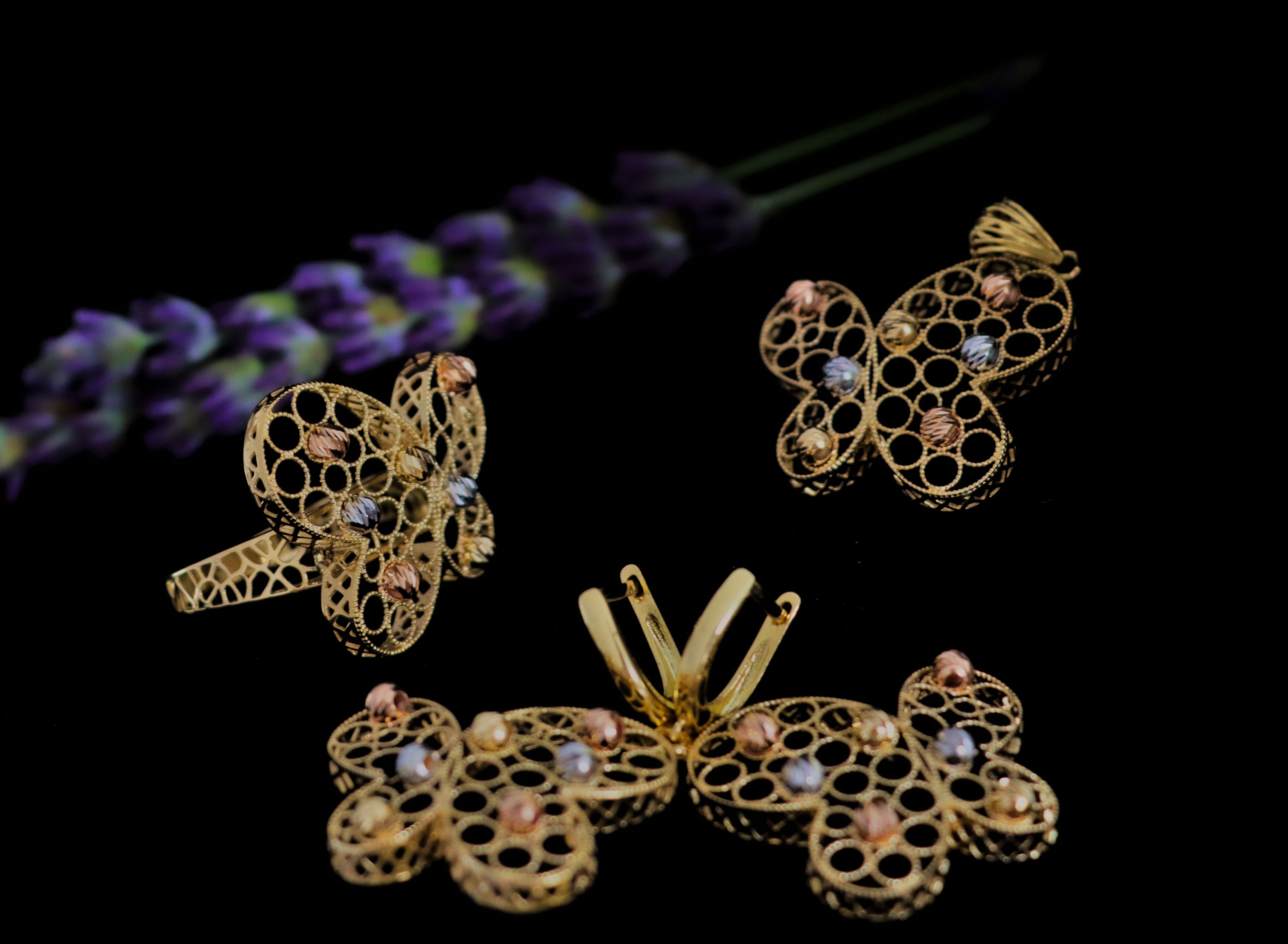 Golden butterfly set